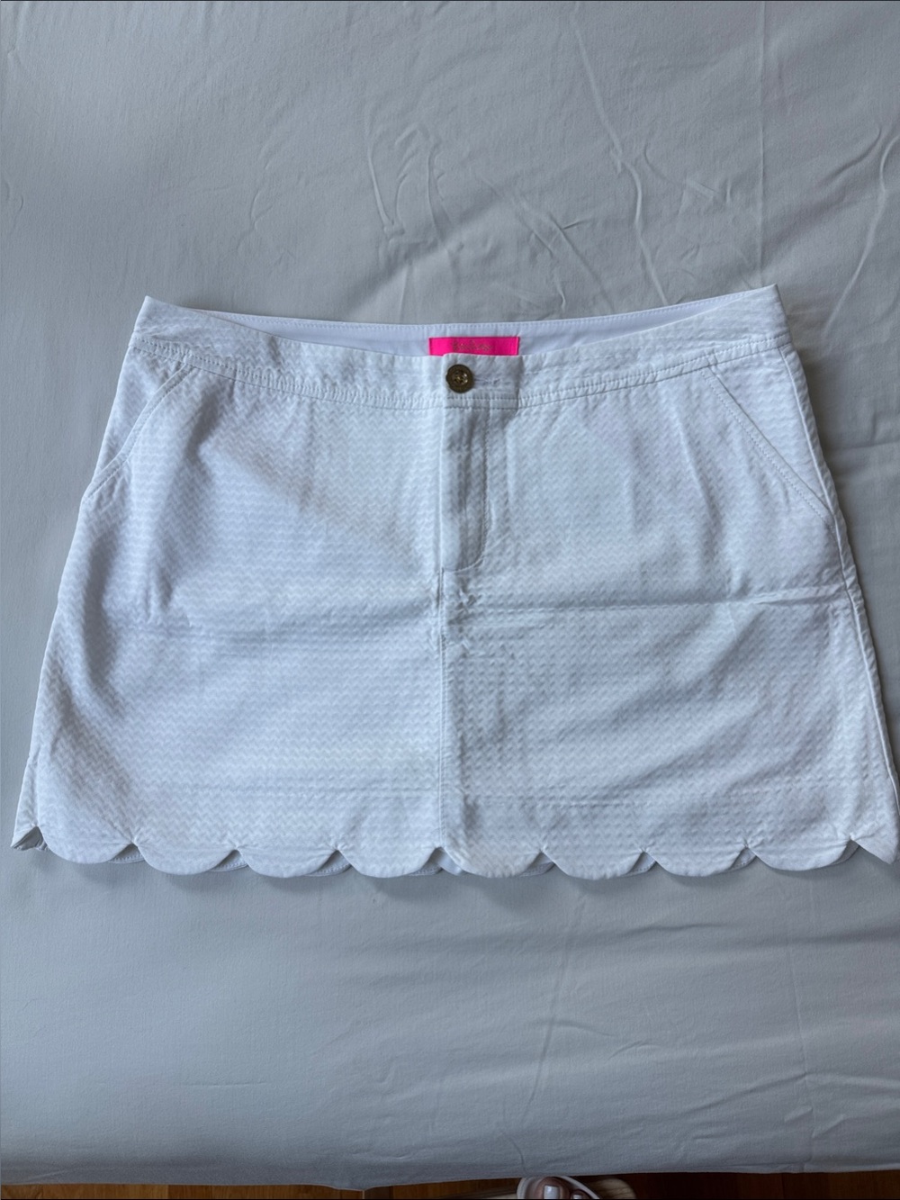 Lilly Pulitzer White Scallop Hem Skort